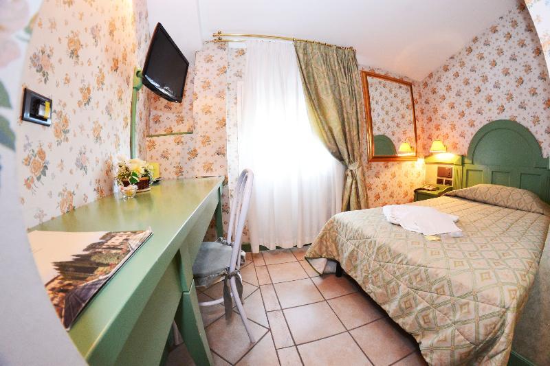 Hotel Ville Panazza Mordano Exterior photo