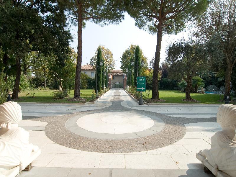 Hotel Ville Panazza Mordano Exterior photo
