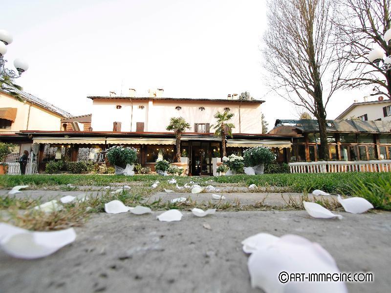 Hotel Ville Panazza Mordano Exterior photo