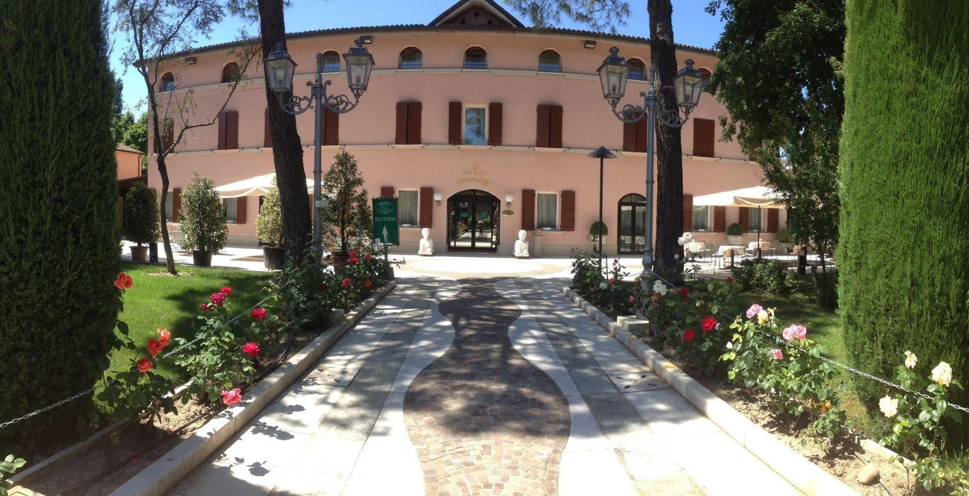 Hotel Ville Panazza Mordano Exterior photo